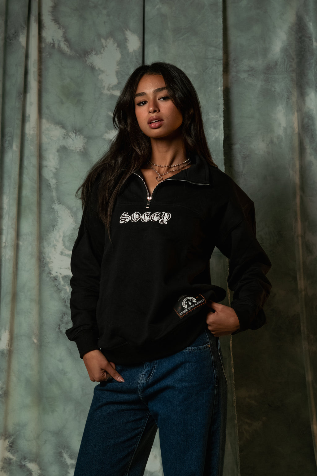 Black 1/4 zipper